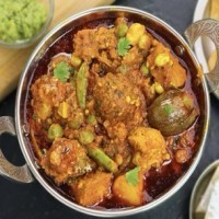 Kathiyawadi Undhiyu